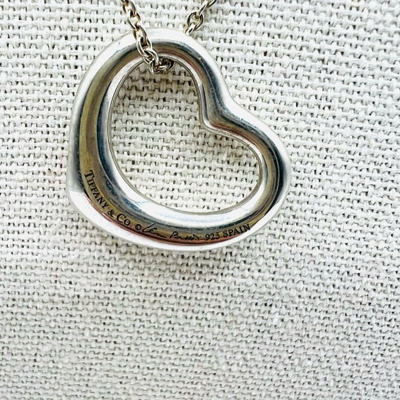 Tiffany & Co Elsa Peretti Open Heart pendant necklace